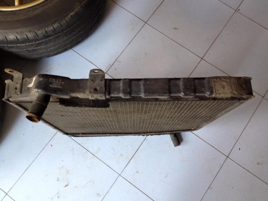 หม้อน้ำรถตู้หัวจรวด kz ใบนอน