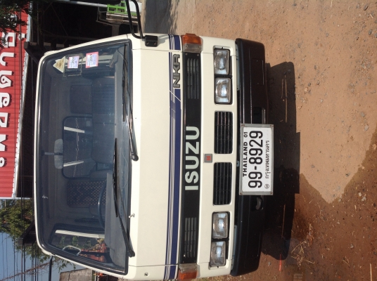 ขายรถ ISUZU NKR