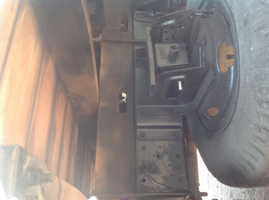 ขายรถ ISUZU NKR