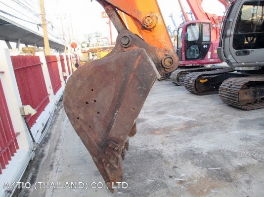 ขายรถขุด HITACHI ZX200
