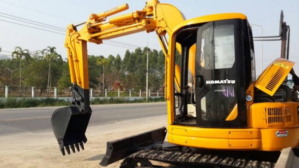 ขาย! รถขุดแบ็คโฮ โคมัสสุ pc75-3 มีลายหัวเจาะ เอกสารอินวอยครบ ทำสีเรียบร้อย ราคา 650,000 บาท ขาย! รถขุดแบ็คโฮ โคมัสสุ pc75-3 มีลายหัวเจาะ เอกสารอินวอยครบ ทำสีเรียบร้อย ราคา 650,000 บาท