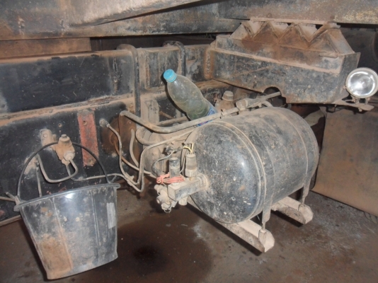 ขาย..ด่วนๆๆๆ ครับ  อีซูสุ ร็อคใหญ่ 10 ล้อ ดั้ม 2 เพลา ลากข้าวได้ ดินได้ ติดต่อ ช่างหมึก 087-5262494 และ 094-7452226ต่อรองได้