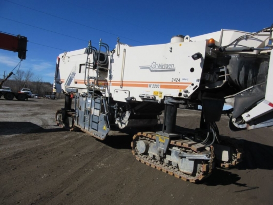 ขายรถรีไซคิ้ง Wirtgen W2200  มือสองนำเข้าจากอเมริกา