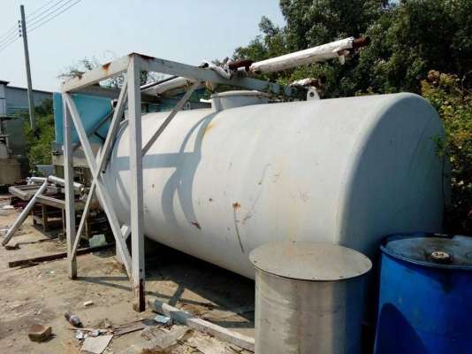 ถังน้ำ สภาพดี ไม่มีผุ ขนาด 5600 ลิตร ด้านในทาสีอีฟ็อกซี่อย่างดี ราคา 35,000