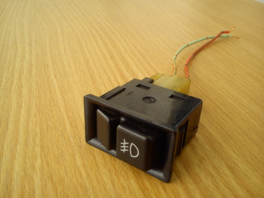 สวิตช์ ไฟตัดหมอก ของรถ TOYOTA แบบมีขอบด้านหน้า สวิตช์ ไฟตัดหมอก ของรถ TOYOTA แบบมีขอบด้านหน้า