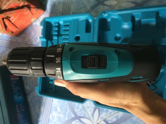 Makita สว่านไร้สายแถมแบต 2 ก้อน