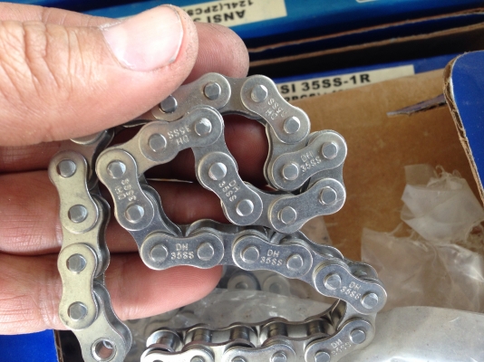 ขายโซ่สแตนเลส ขนาดตามรูป มีหลายกล่องครับ