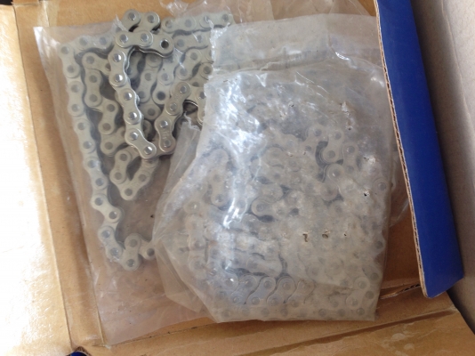 ขายโซ่สแตนเลส ขนาดตามรูป มีหลายกล่องครับ