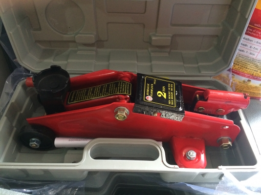 Double Elephantแม่แรงยกรถยนต์2.TON พกพาสะดวก