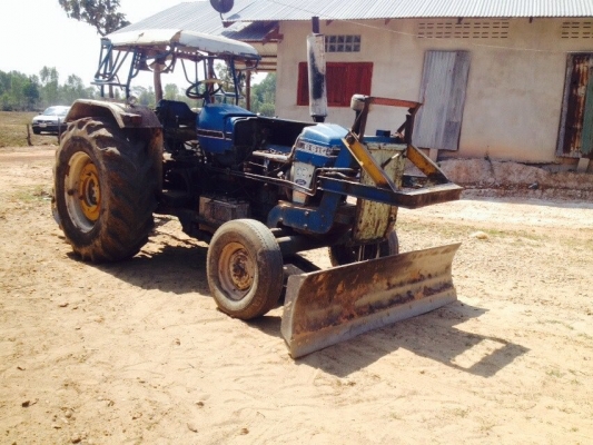 FORD 6610 ไอ้หนุ่มเสื้อลาย ใบดัน หาง7 สวยพร้อมใช้ เอกสารอินวอยซ์พร้อมทำเล่ม แจ้งลงนครพนม FORD 6610 ไอ้หนุ่มเสื้อลาย ใบดัน หาง7 สวยพร้อมใช้ เอกสารอินวอยซ์พร้อมทำเล่ม แจ้งลงนครพนม