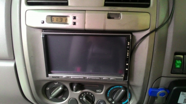 ขายเครื่องเล่น 2 DIN Sanyo NVA-HD1100 + tv digital family ขายเครื่องเล่น 2 DIN Sanyo NVA-HD1100 + tv digital family