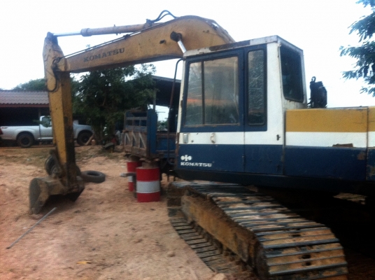 ขายรถแบคโฮ Komatsu Pc200 -3 รถหน้างาน ราคาคุยได้