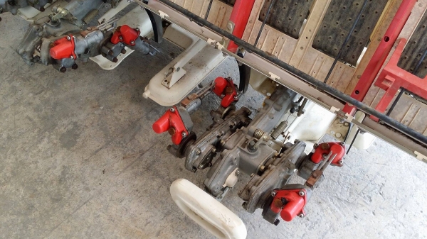 รถดำนานั่งขับ YANMAR รุ่น RR5 เก่าญี่ปุ่น  ดำนา 5 แถว สภาพสวย เครื่องยนต์ติดง่าย สภาพสวย