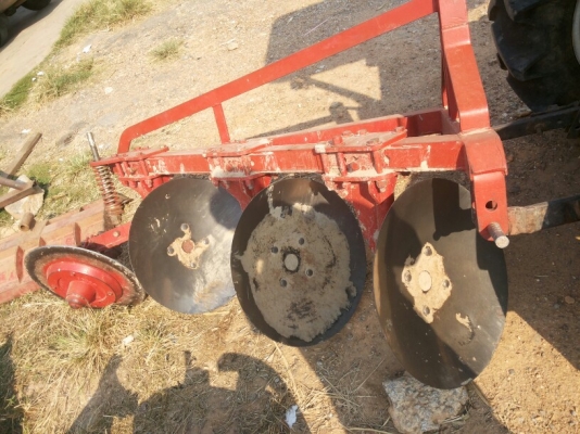 ผานบุกเบิก