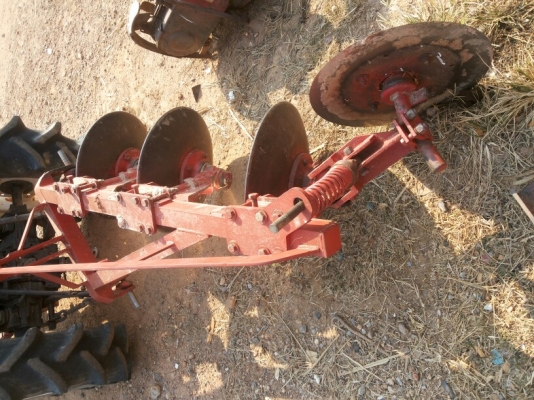 ผานบุกเบิก