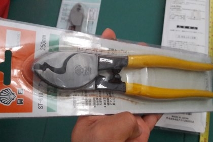 ขายคีมตัดควั่นสายไฟขนาด6,10นิ้ว SHELL Made in Japan. ขายคีมตัดควั่นสายไฟขนาด6,10นิ้ว SHELL Made in Japan.