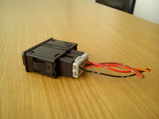 สวิตช์ ไฟตัดหมอก HONDA ACCORD ปี94-97 แนวนอนตัวใหญ่