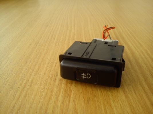 สวิตช์ ไฟตัดหมอก HONDA ACCORD ปี94-97 แนวนอนตัวใหญ่