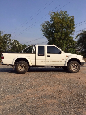 ขาย อีซูสุโรดิโอ โฟลวิล สีขาว ด่วนๆ 159,000 ต่อรองได้