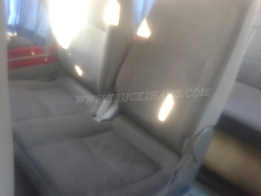 รถตู้  TOYOTA   ปีจดทะเบียน  2540  81 แรงม้า ใช้เชื้อเพลิง LPG สลับเบนซินได้ ทุกอย่างลงเล่มในทะเบียนแล้ว