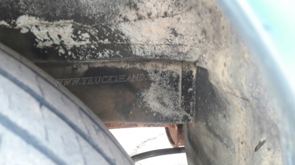 รถตู้  TOYOTA   ปีจดทะเบียน  2540  81 แรงม้า ใช้เชื้อเพลิง LPG สลับเบนซินได้ ทุกอย่างลงเล่มในทะเบียนแล้ว