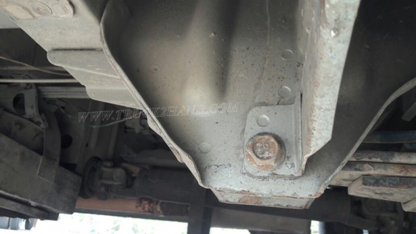 รถตู้  TOYOTA   ปีจดทะเบียน  2540  81 แรงม้า ใช้เชื้อเพลิง LPG สลับเบนซินได้ ทุกอย่างลงเล่มในทะเบียนแล้ว