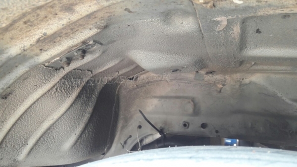 รถตู้  TOYOTA   ปีจดทะเบียน  2540  81 แรงม้า ใช้เชื้อเพลิง LPG สลับเบนซินได้ ทุกอย่างลงเล่มในทะเบียนแล้ว