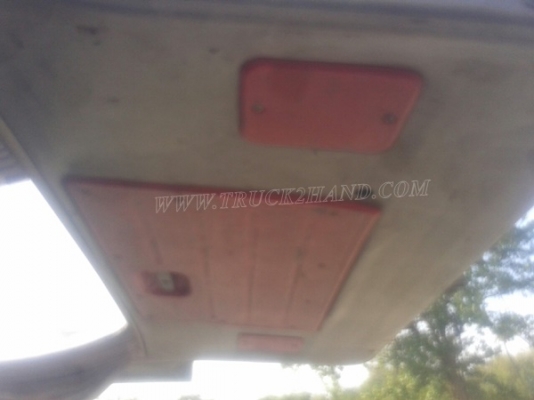 รถตู้  TOYOTA   ปีจดทะเบียน  2540  81 แรงม้า ใช้เชื้อเพลิง LPG สลับเบนซินได้ ทุกอย่างลงเล่มในทะเบียนแล้ว