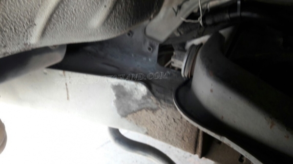 รถตู้  TOYOTA   ปีจดทะเบียน  2540  81 แรงม้า ใช้เชื้อเพลิง LPG สลับเบนซินได้ ทุกอย่างลงเล่มในทะเบียนแล้ว