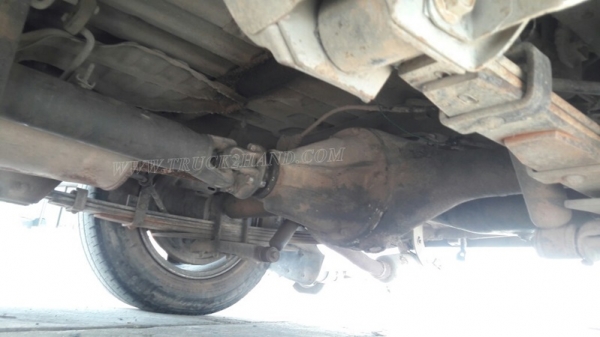 รถตู้  TOYOTA   ปีจดทะเบียน  2540  81 แรงม้า ใช้เชื้อเพลิง LPG สลับเบนซินได้ ทุกอย่างลงเล่มในทะเบียนแล้ว