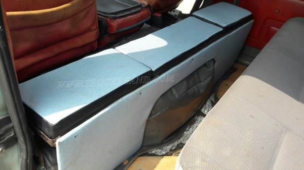 รถตู้  TOYOTA   ปีจดทะเบียน  2540  81 แรงม้า ใช้เชื้อเพลิง LPG สลับเบนซินได้ ทุกอย่างลงเล่มในทะเบียนแล้ว