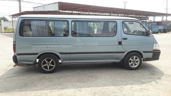 รถตู้  TOYOTA   ปีจดทะเบียน  2540  81 แรงม้า ใช้เชื้อเพลิง LPG สลับเบนซินได้ ทุกอย่างลงเล่มในทะเบียนแล้ว