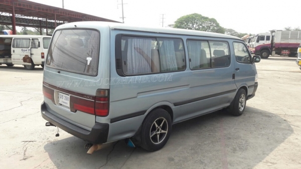 รถตู้  TOYOTA   ปีจดทะเบียน  2540  81 แรงม้า ใช้เชื้อเพลิง LPG สลับเบนซินได้ ทุกอย่างลงเล่มในทะเบียนแล้ว