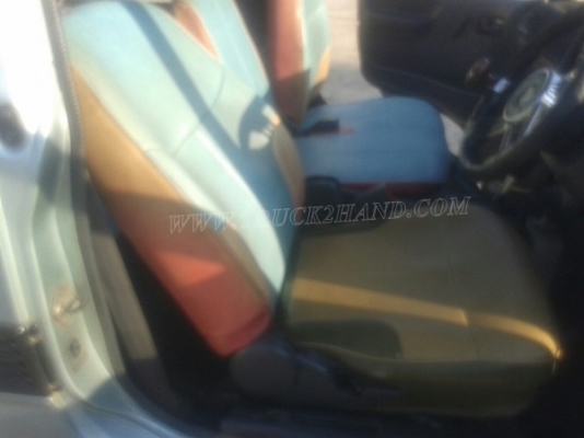 รถตู้  TOYOTA   ปีจดทะเบียน  2540  81 แรงม้า ใช้เชื้อเพลิง LPG สลับเบนซินได้ ทุกอย่างลงเล่มในทะเบียนแล้ว