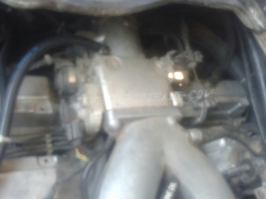 รถตู้  TOYOTA   ปีจดทะเบียน  2540  81 แรงม้า ใช้เชื้อเพลิง LPG สลับเบนซินได้ ทุกอย่างลงเล่มในทะเบียนแล้ว