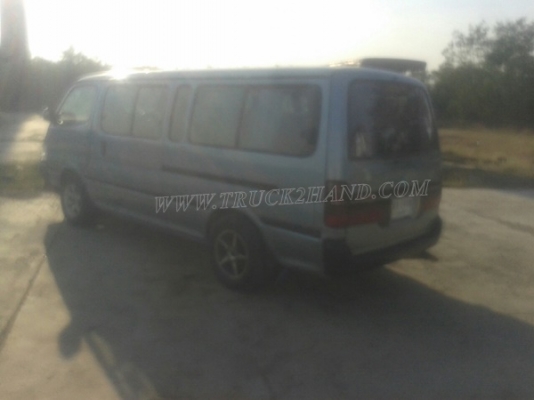 รถตู้  TOYOTA   ปีจดทะเบียน  2540  81 แรงม้า ใช้เชื้อเพลิง LPG สลับเบนซินได้ ทุกอย่างลงเล่มในทะเบียนแล้ว