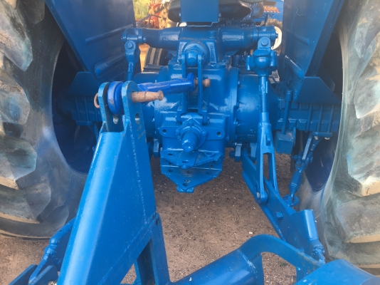 ขาย รถไถฟอร์ด77 รถพร้อมใช้งาน