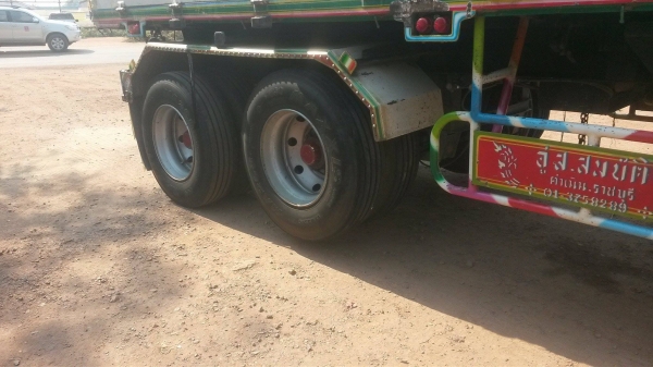 ขายลูกพ่วงดั้ม3คานแท้ปี50 ยกล้อได้ อู่ส.สมบัติ  ยางดี