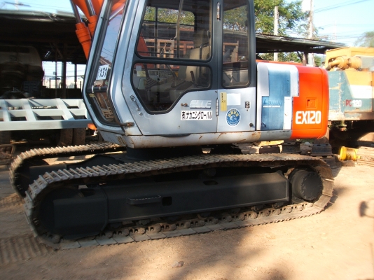 ขายรถแม็คโครฮิตาชิ EX120-2 สภาพดีเก่าญี่ปุ่น มีใบอินวอยนำเข้าจากญี่ปุ่น ขายดาวน์ก็ได้สดก็ได้ ขายรถแม็คโครฮิตาชิ EX120-2 สภาพดีเก่าญี่ปุ่น มีใบอินวอยนำเข้าจากญี่ปุ่น ขายดาวน์ก็ได้สดก็ได้