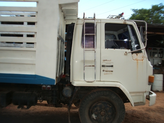 ขายรถดั้มพ์อีซูซุ ร็อกกี้ เครื่องยนต์ 185 แรงม้า สภาพดีพร้อมใช้งาน ขายดาวน์ 200,000 บาท ขายรถดั้มพ์อีซูซุ ร็อกกี้ เครื่องยนต์ 185 แรงม้า สภาพดีพร้อมใช้งาน ขายดาวน์ 200,000 บาท