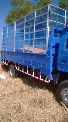 ขายรถบรรทุก6ล้อ อีซูซุ ขอขายใหม่ครับหลุดจอง ลดได้เยอะขายได้ขาย