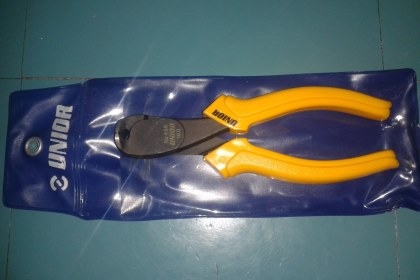 ขายคีมตัดหัวตะปู Unior Made in Slovenia.