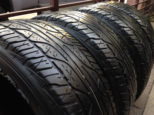 ยาง All Dunlop 245 70 16 ปี15 เนื้อนิ่มๆ พร้อมใช้งาน ราคาไม่แพง