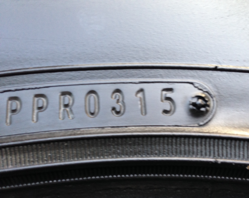 ยาง All Dunlop 245 70 16 ปี15 เนื้อนิ่มๆ พร้อมใช้งาน ราคาไม่แพง