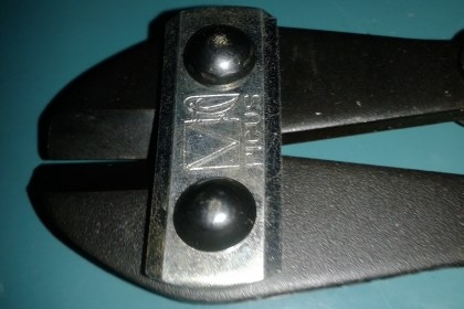 ขายกรรไกรตัดลวดสลิง เปียโน Picus TS-800 Made in Japan. ขายกรรไกรตัดลวดสลิง เปียโน Picus TS-800 Made in Japan.