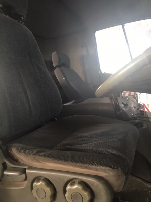 ขายหลงTF220แรงดั้มสองเพลาสวยๆขาย สด ผ่อน850000