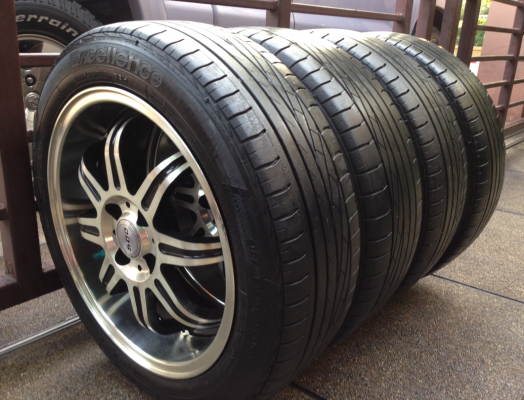 ล้อ NKB ขอบ16 สภาพสวย ไม่มีซ่อม พร้อมยาง Goodyear 185 55 16 สิ้นปี13 ดอกเต็ม ใช้กันยาว ราคาไม่แพง