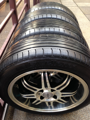 ล้อ NKB ขอบ16 สภาพสวย ไม่มีซ่อม พร้อมยาง Goodyear 185 55 16 สิ้นปี13 ดอกเต็ม ใช้กันยาว ราคาไม่แพง