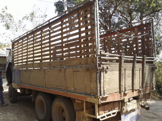 ขายรถบรรทุก ISUZU JCM เครื่อง 6BD1-165 แรง 1 เพลา ปี 23 ทะเบียนพร้อม