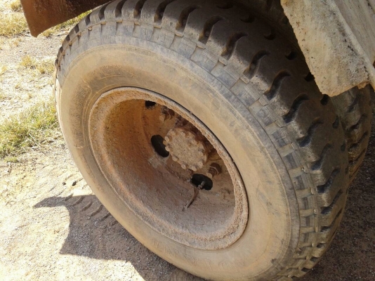 ขายรถโม่ปูน 6 ล้อ JCM เครื่อง 6BF-185 แรง โม่ตรงขนาด 2.5 คิว ทะเบียนพร้อม